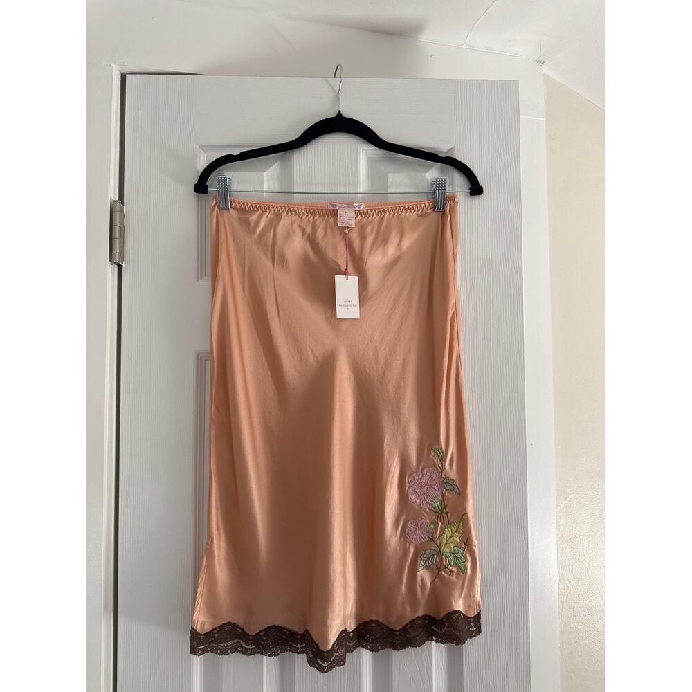 Gold Hawk 100% Silk Embroidered Lace Trim Slip Skirt Medium NWT